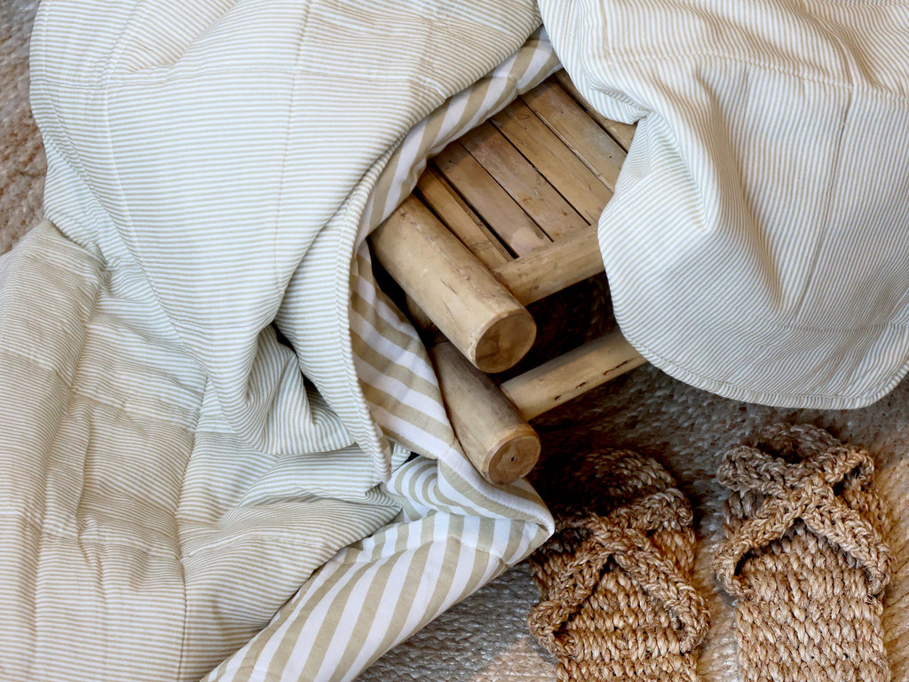 Maitri Quilt w. stripes, L180/W130 cm honey