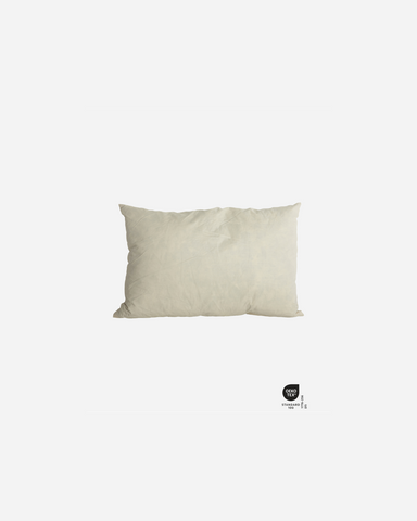 Madam Stoltz cushion inner 60 x 40cm
