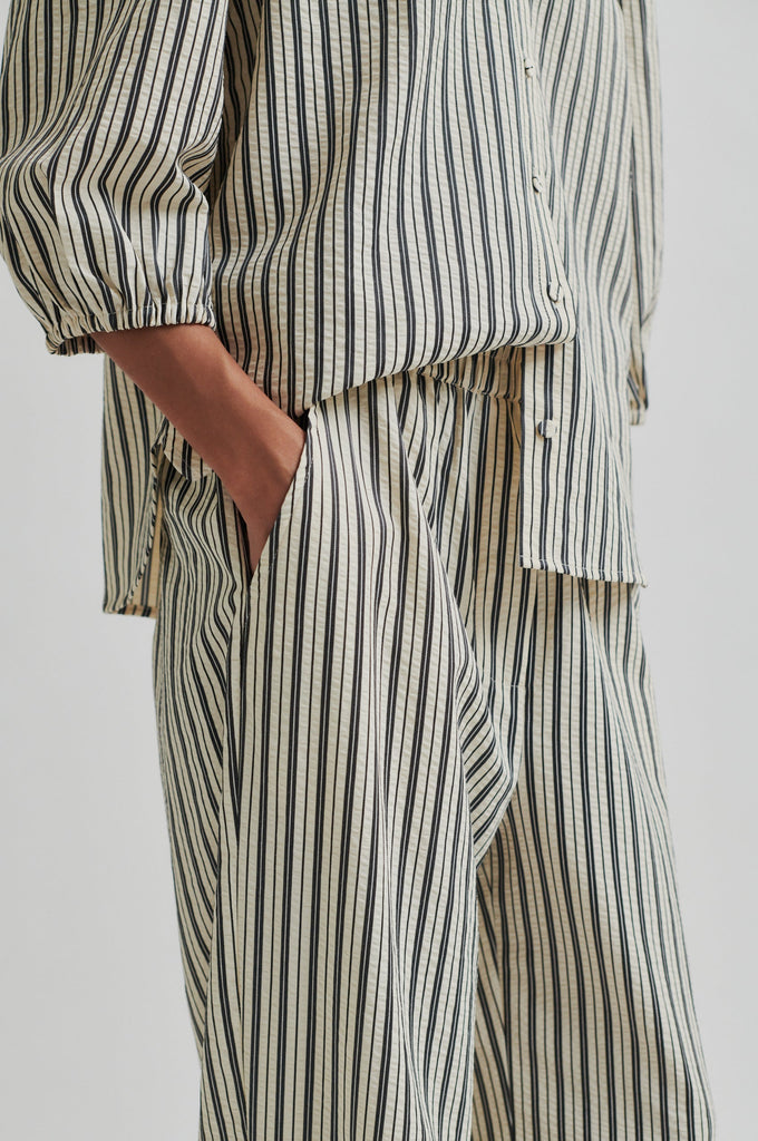 Second Female Serifa Shirt