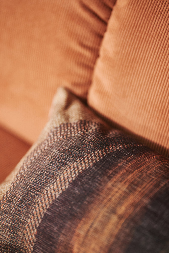 HK Living : Gradient cushion (90x30cm)