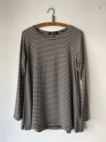 MAMA B AW25 Memi MR T-shirt Riga Nero