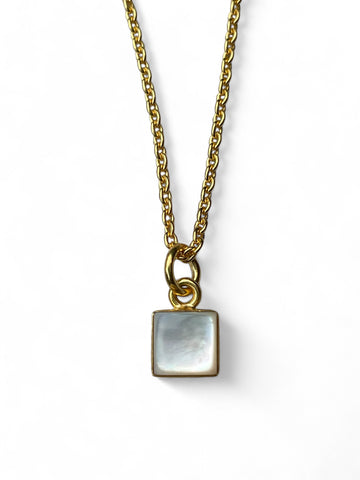 Joni Necklace - gold plated silver chain with moonstone pendant