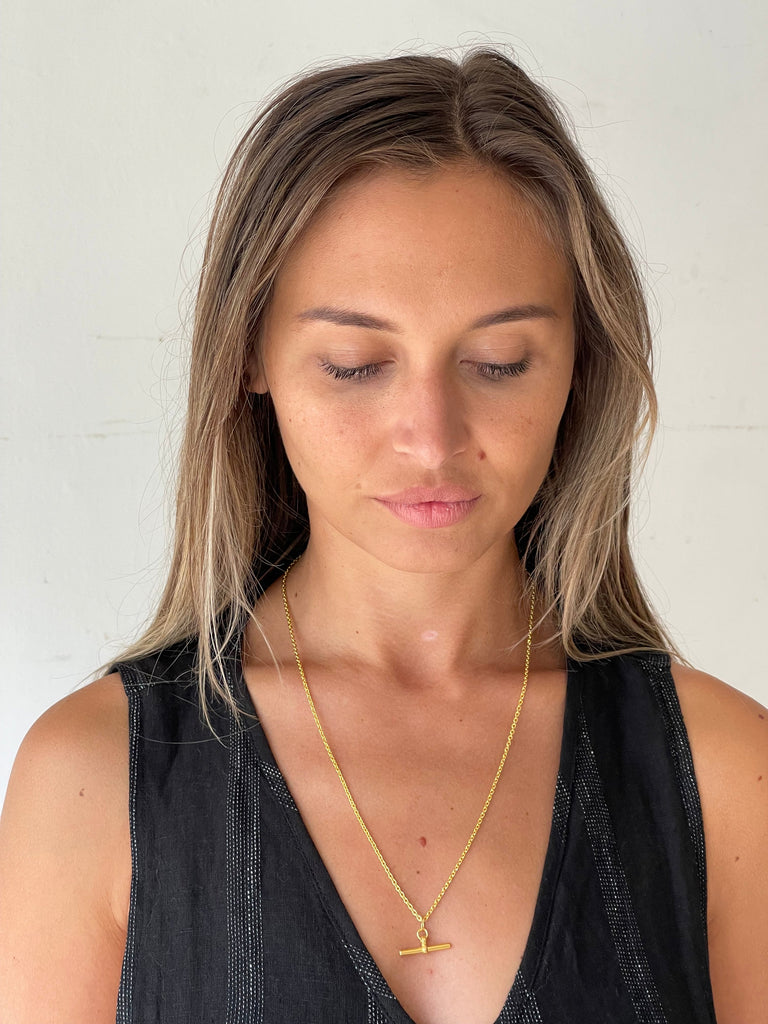T-bar chain necklace - gold pendant - silver chain