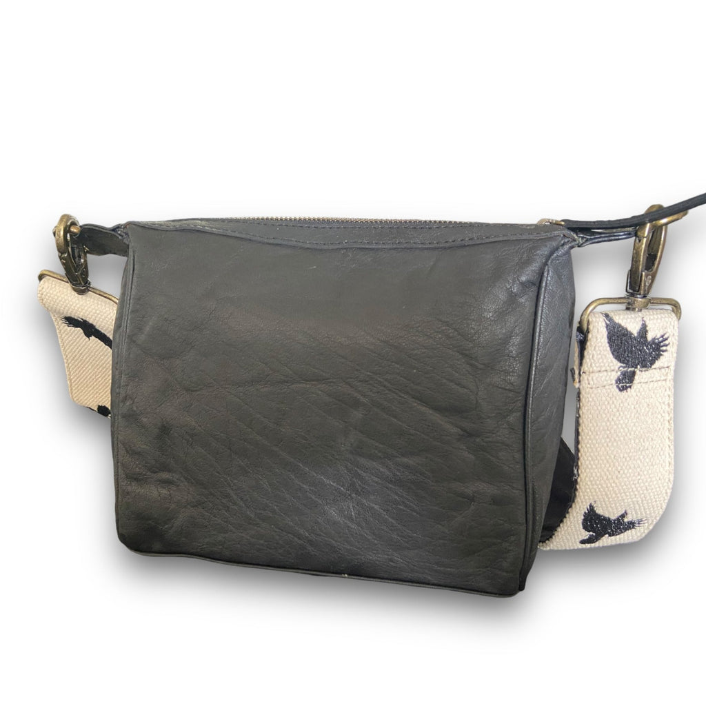 WDTS Ari Bag- black with crow strap