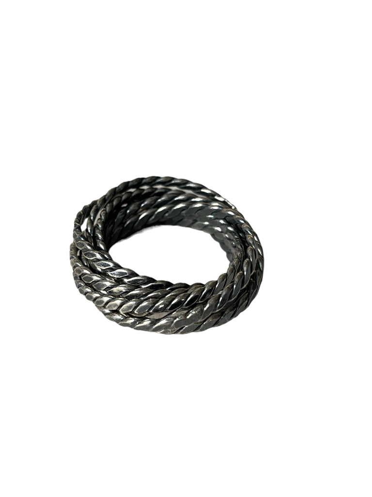 8 Twisted Silver Rings