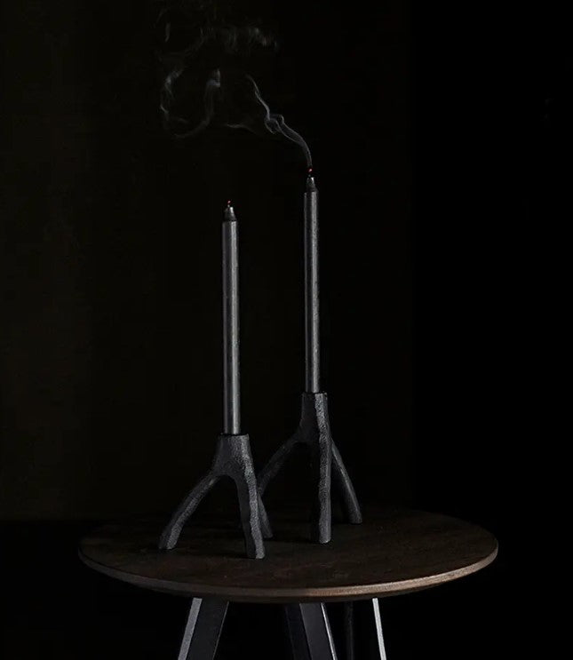 MUUBS Candle holder Aion S - Black Casted Iron - W13xL15xH13,4 cm