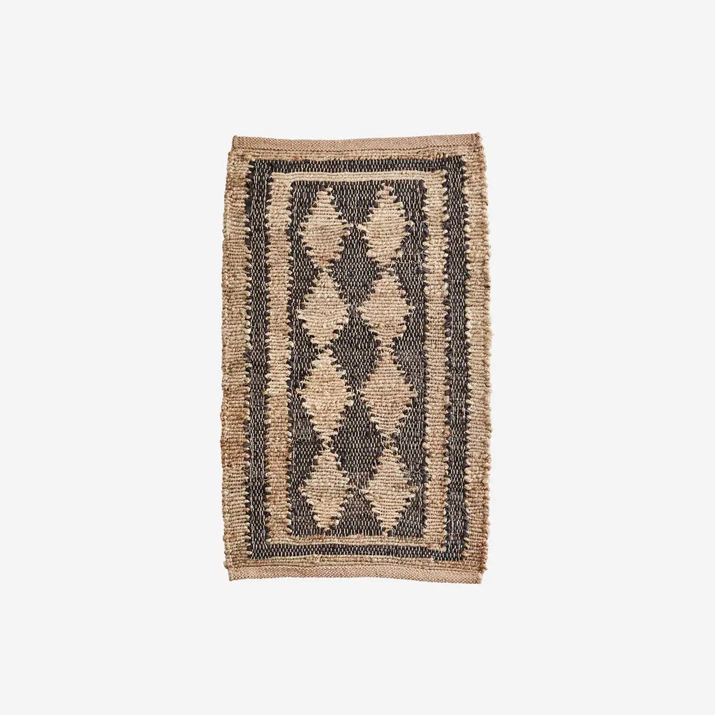Jute mat w/ leather