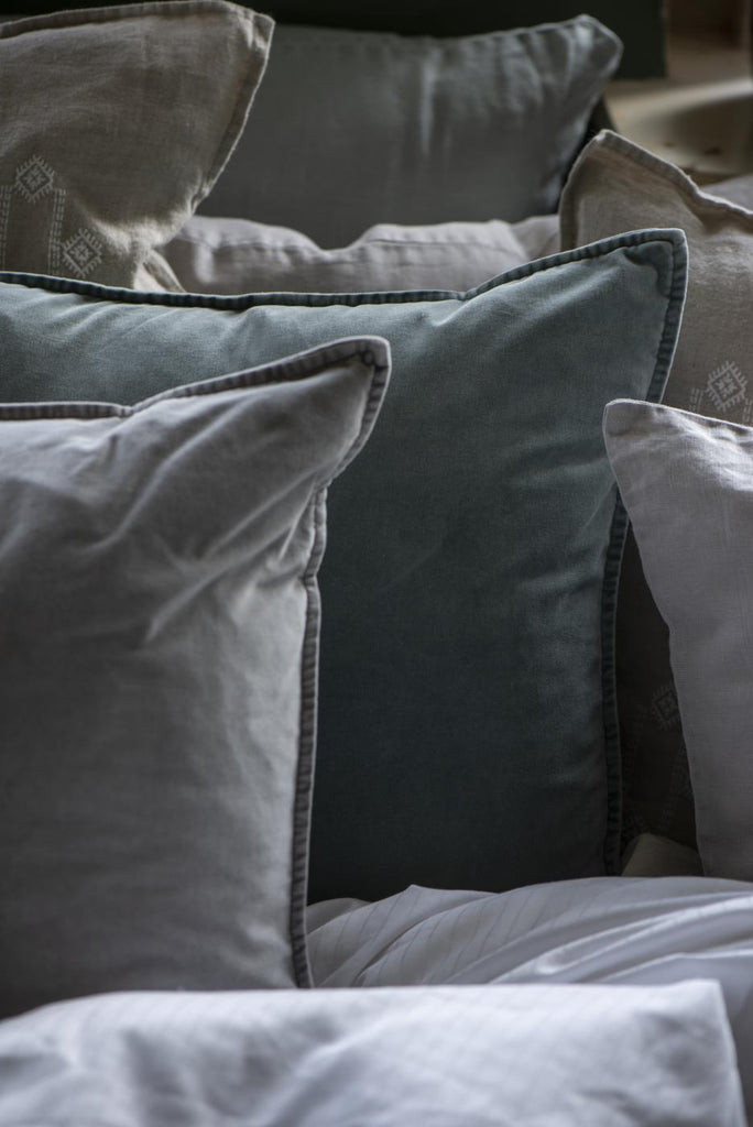 Cushion cover, Velvet, Green Mist