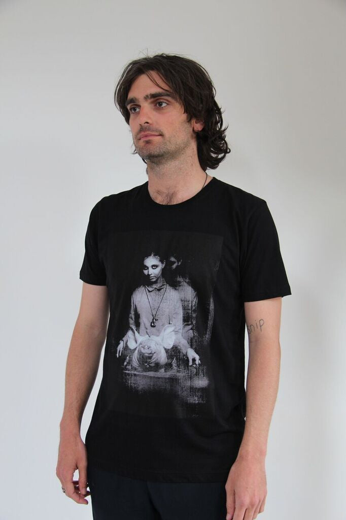 Window Dressing The Soul- Jordanna and Pig Jersey T-Shirt black