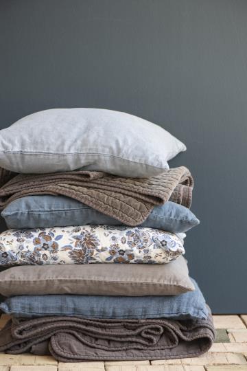Quilt velvet soil smoke