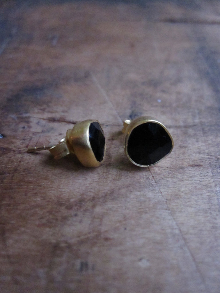 Gold plated irregular Onyx Earrings