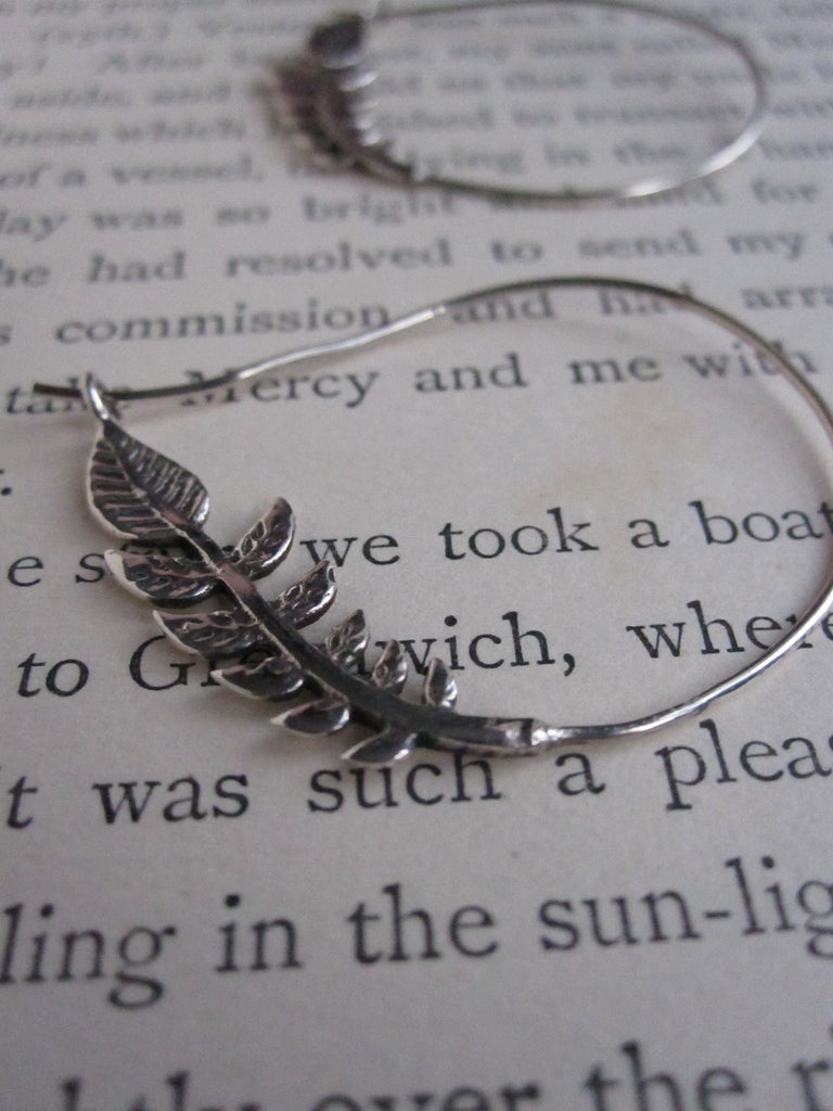 Leafy branch hoop - 925 Silver
