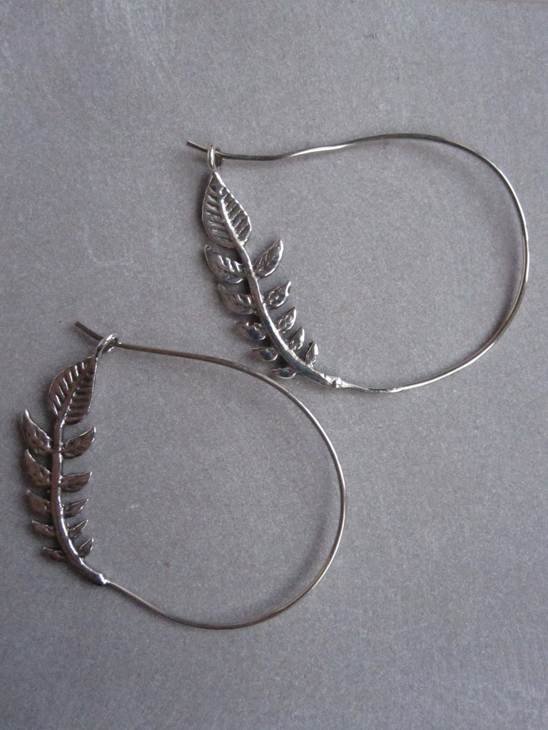 Leafy branch hoop - 925 Silver