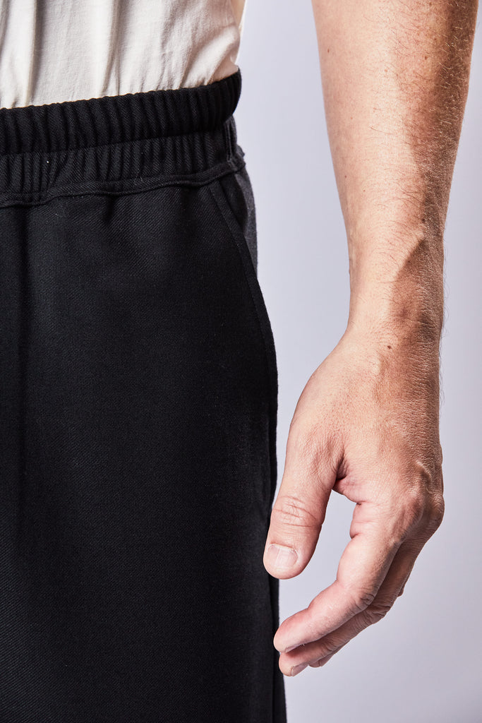 Thom Krom  M P 1 black cropped crotch trousers