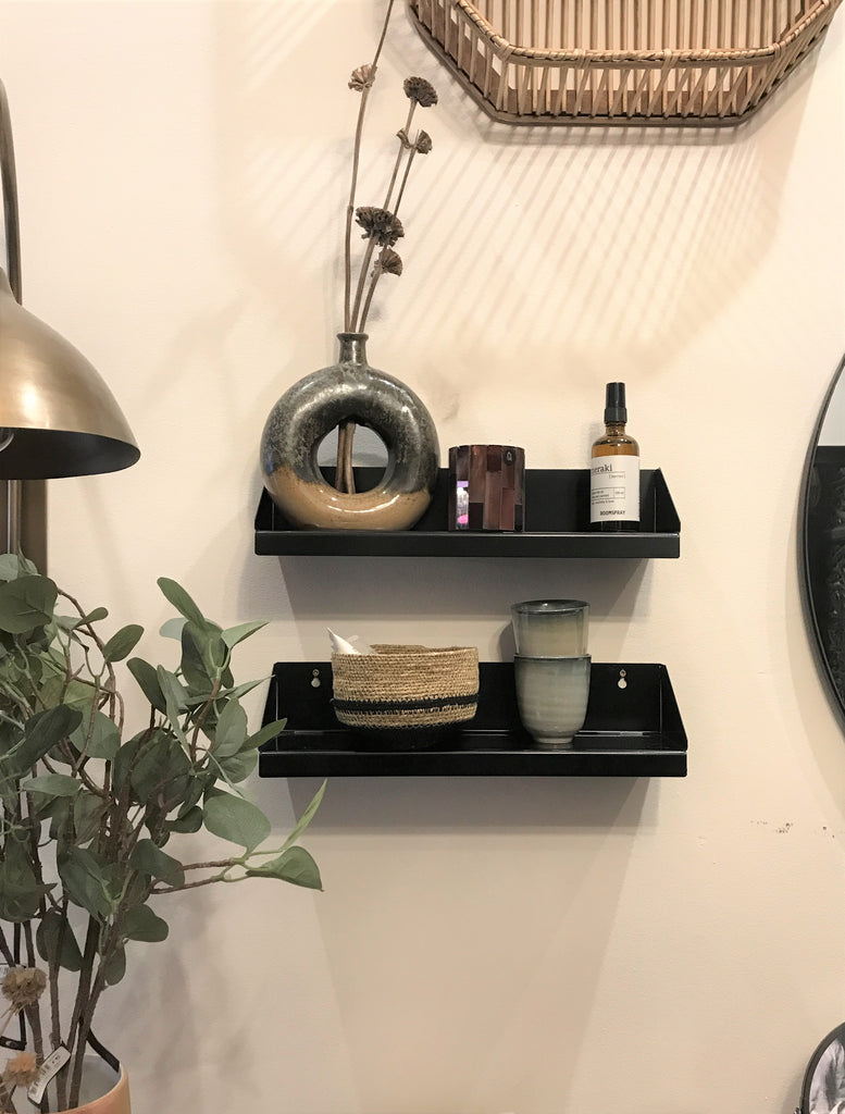 Tana Shelf, Black