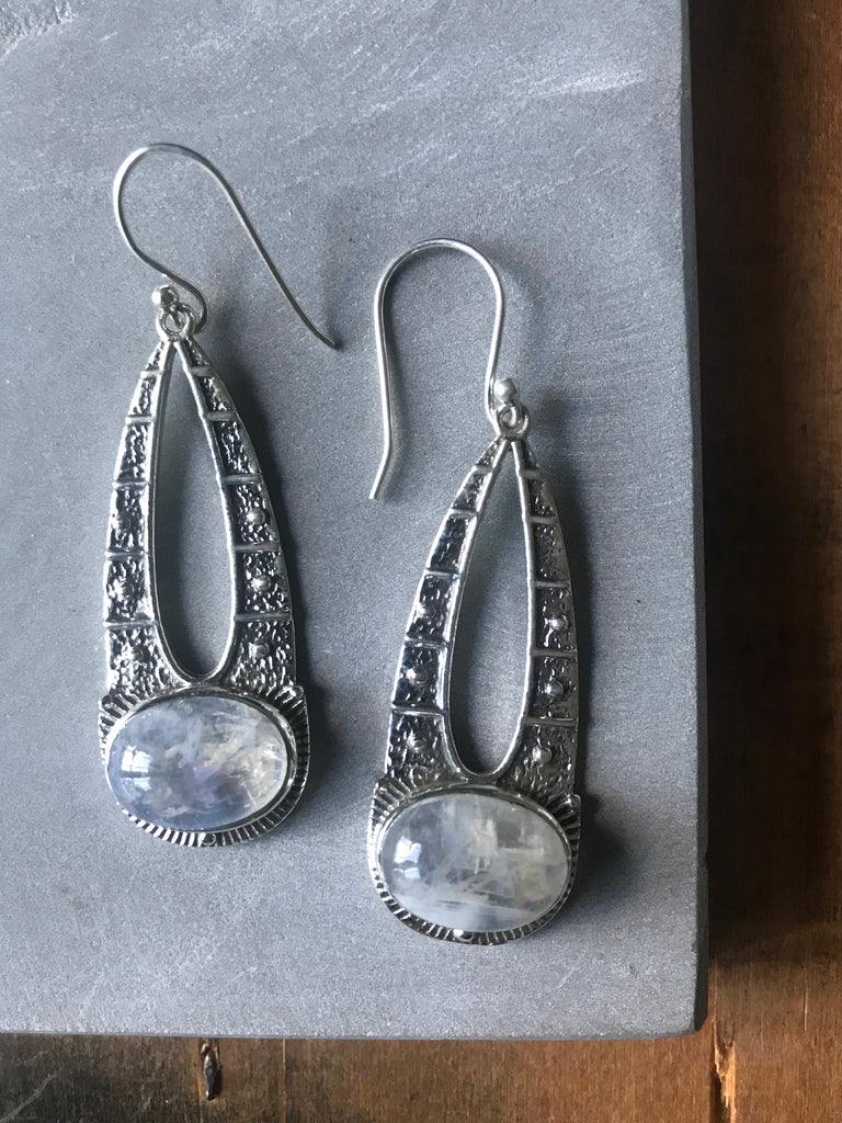 Luna Earrings - Silver Moonstone