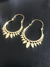 Arya Earrings - gold