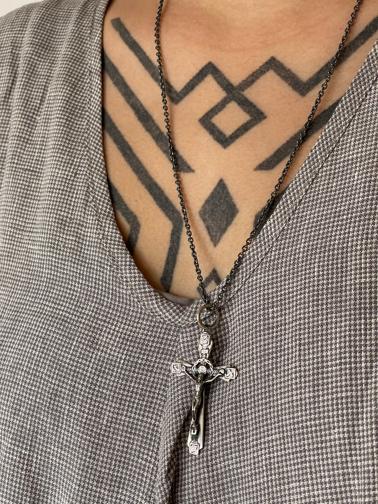 WDTS Oxidised 925 Silver ornate crucifix necklace oxidised
