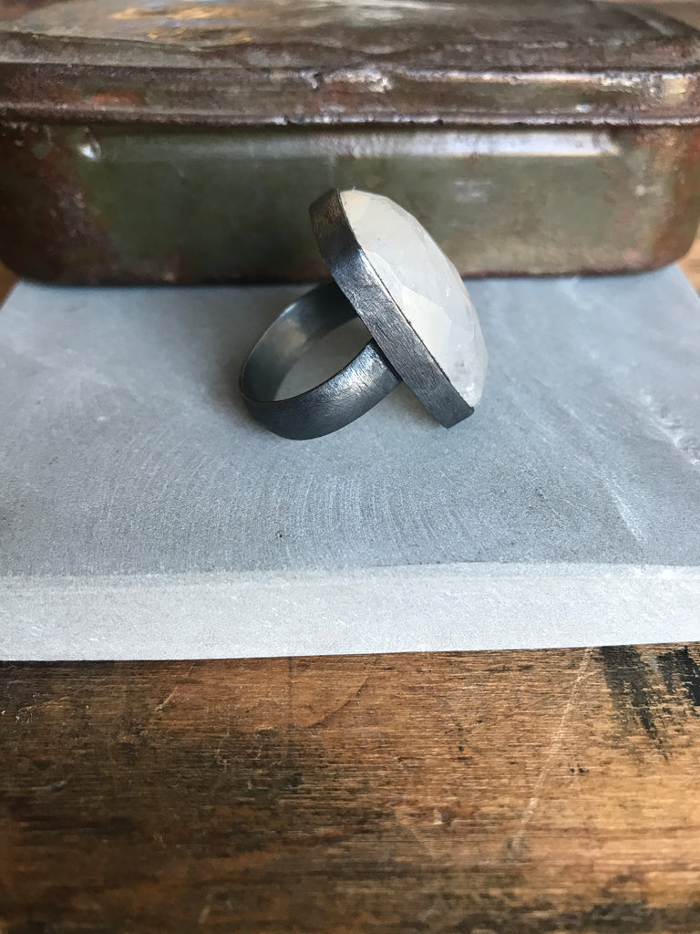 WDTS 925 Silver - oxidised ring - Rainbow Moonstone
