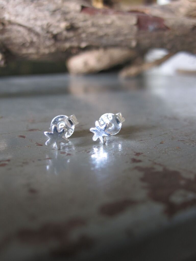 Small star silver studs