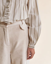 AW26 BLOUSE Pleated beige stripes