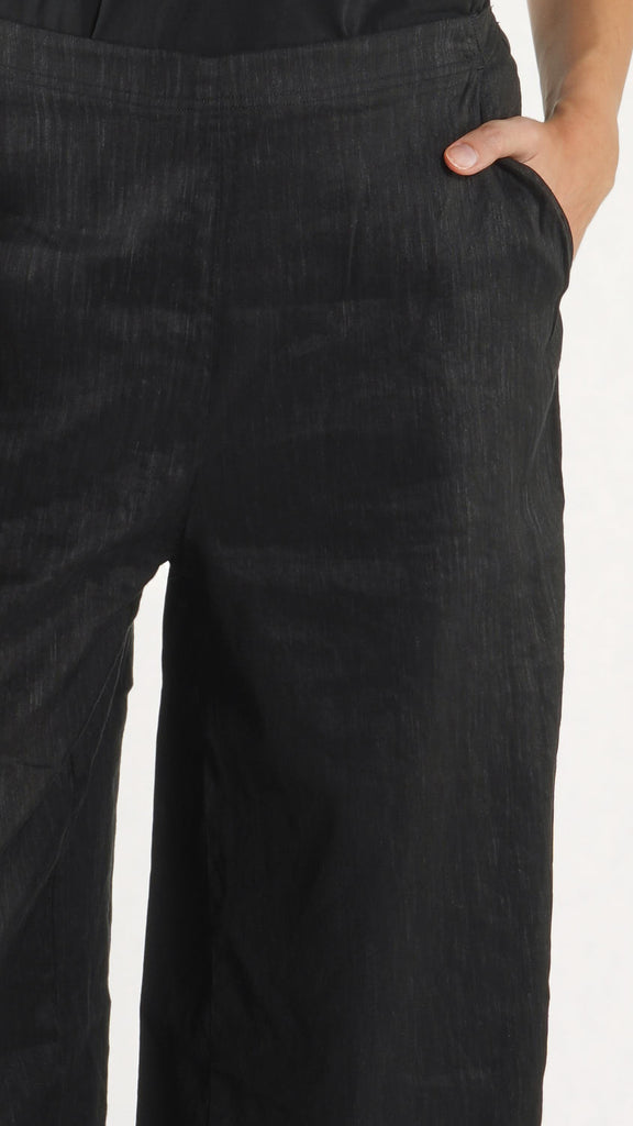 Rundholz  SS26 3830104 trousers Black