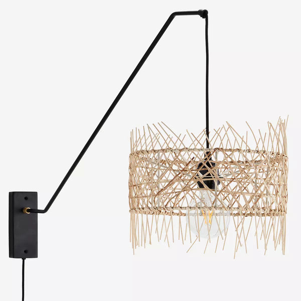 WALL LAMP W/ RATTAN SHADE