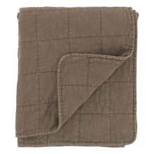 Vintage Quilt Walnut