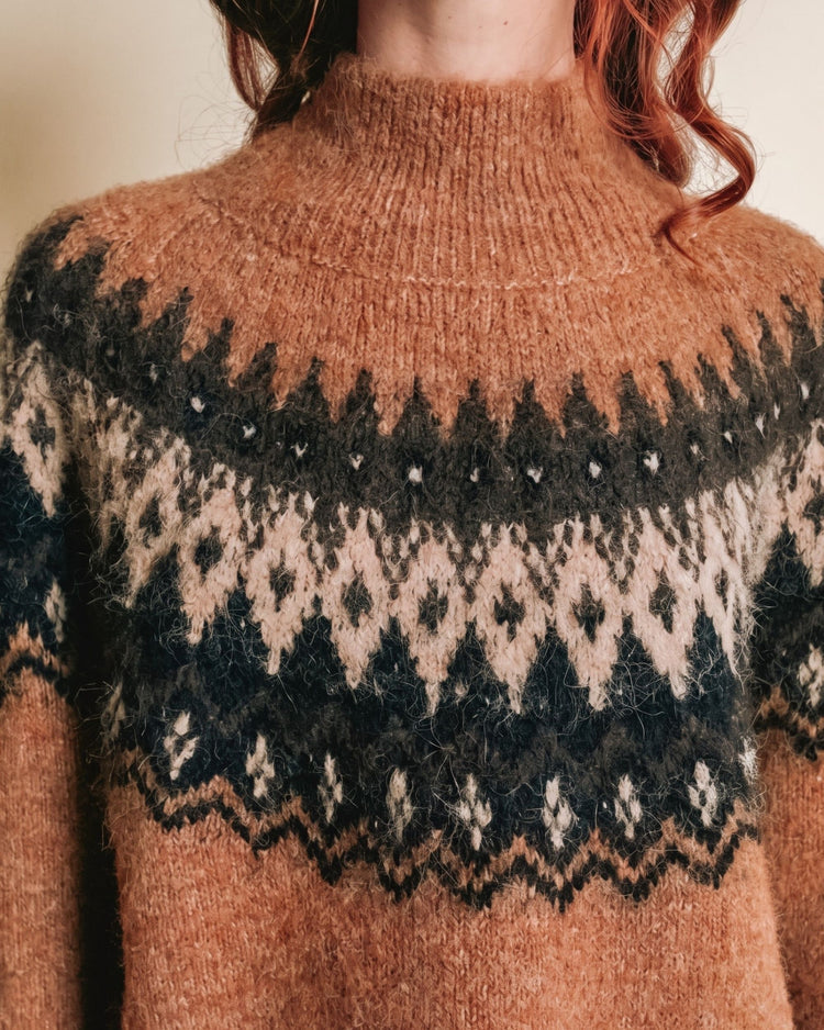 AW26 PULL JACQUARD COL MONTANT