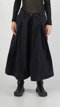 Rundholz AW25 2190108 trousers black