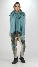 Rundholz AW25 2467706 knitted scarf lagoon mel