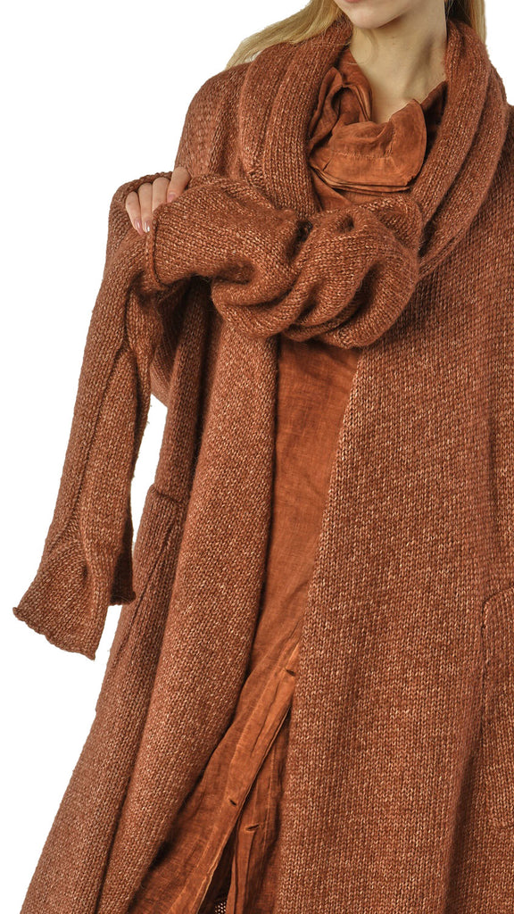 Rundholz AW26 2257205 knitted coat henna melange