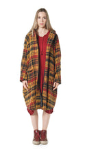 Rundholz AW26 3281203 coat lava check