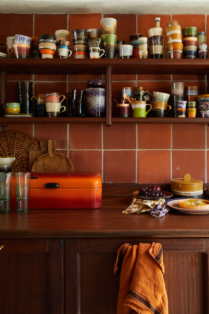 HK Living : 70s ceramics: cappuccino mug fire