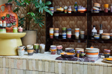 HK Living : 70s ceramics: cappuccino mug burst