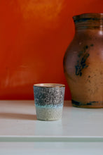 HKLiving : 70s ceramics: coffee mugs, surreal
