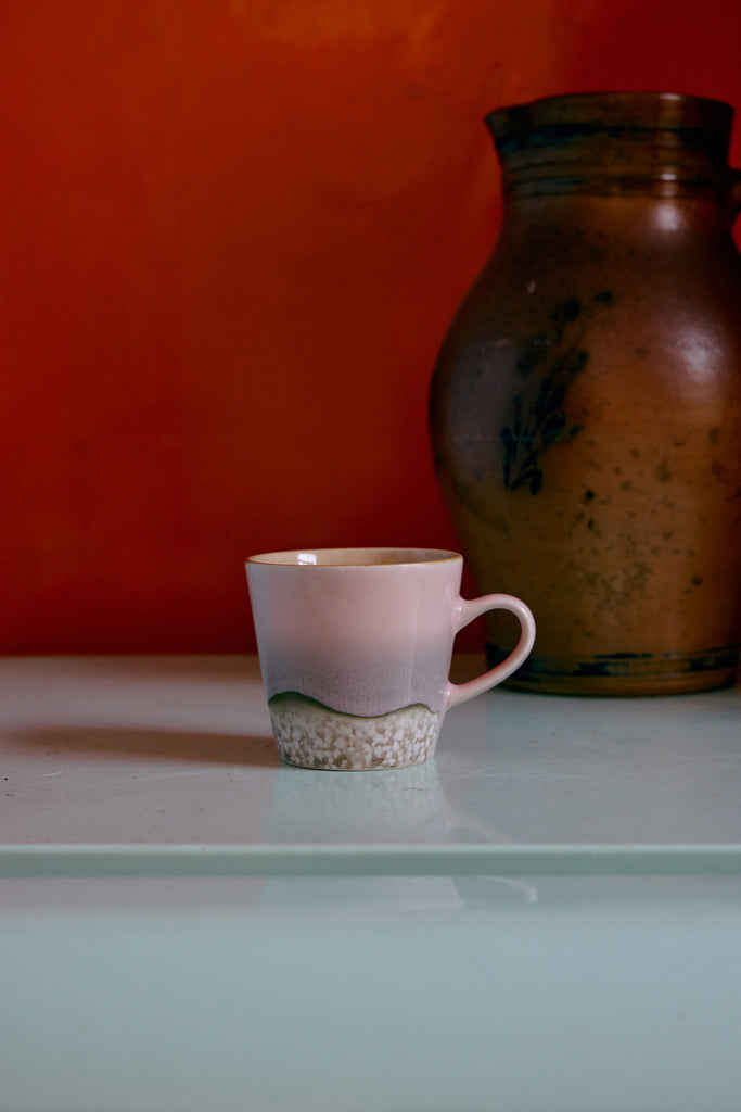 HKLiving : 70s ceramics: americano mug muse