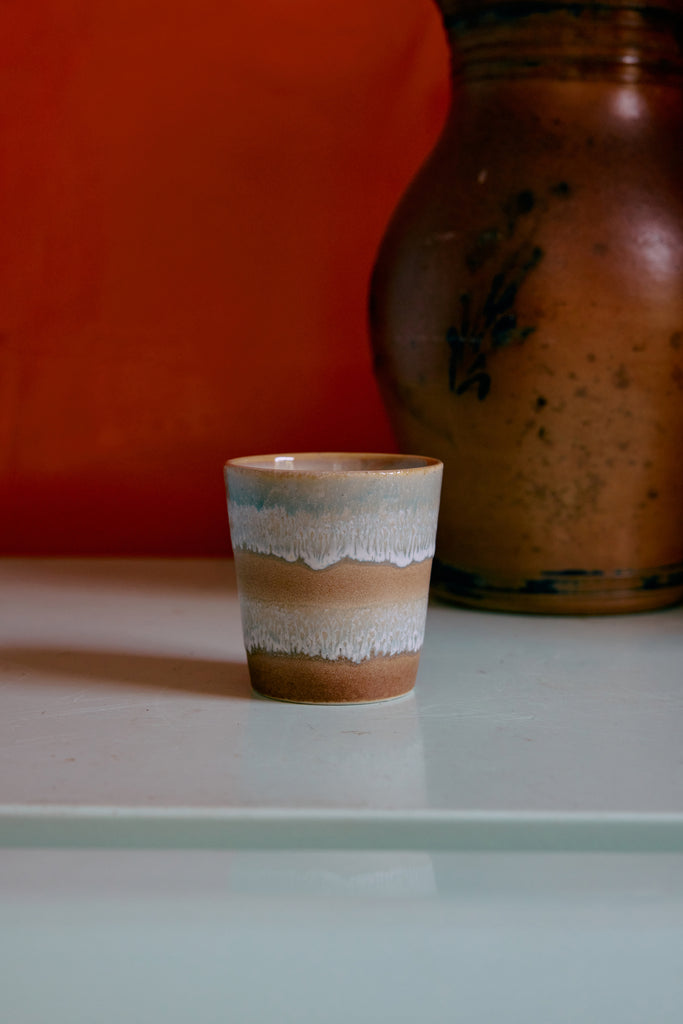 HKLiving : 70s ceramics: coffee mug, skyline