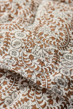 Ib Laursen Quilt charlotte brown leaf vine pattern