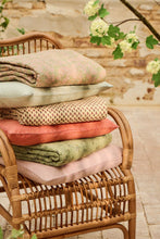 IB Quilt w/green and light pink paisley pattern