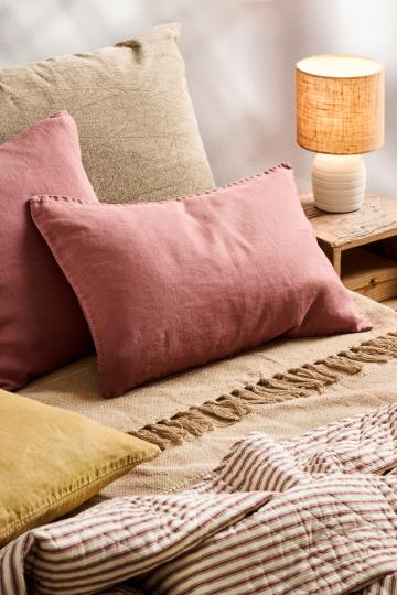 Ib Laursen Quilt sand w/dusty plum stripes