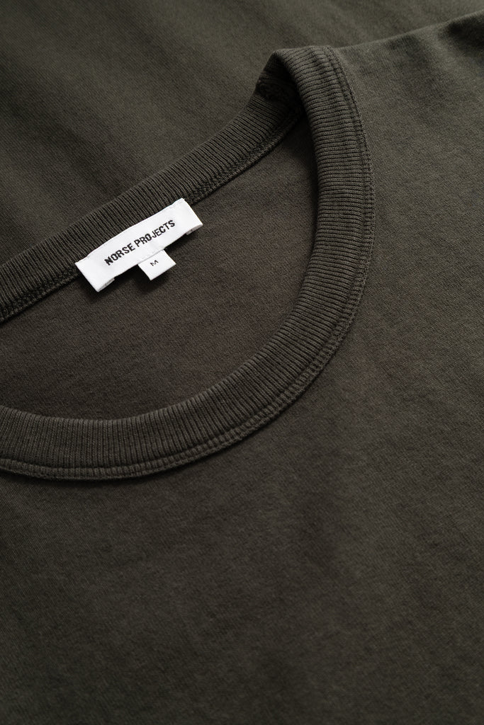 AW26 Norse Projects Elmelunde Soft Compact Cotton T-shirt, beech Green