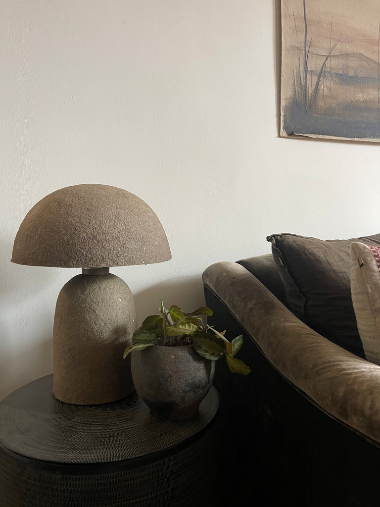 Elara lamp - Papier Mâché & Iron in NATURAL GREY