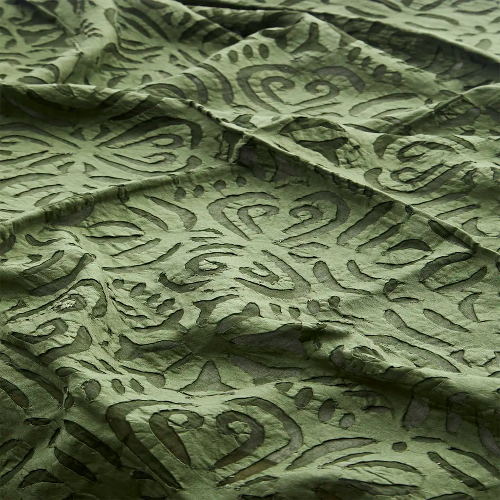 Madam Stoltz Handmade cutwork green throw 130x220cm