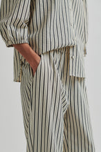 Second Female Serifa Shirt