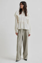 Second Female Terra Frill Blouse Tofu