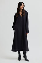 Second Female home Beam Dress