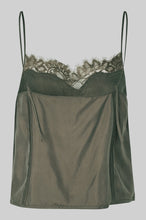 Second Female Damia Straptop