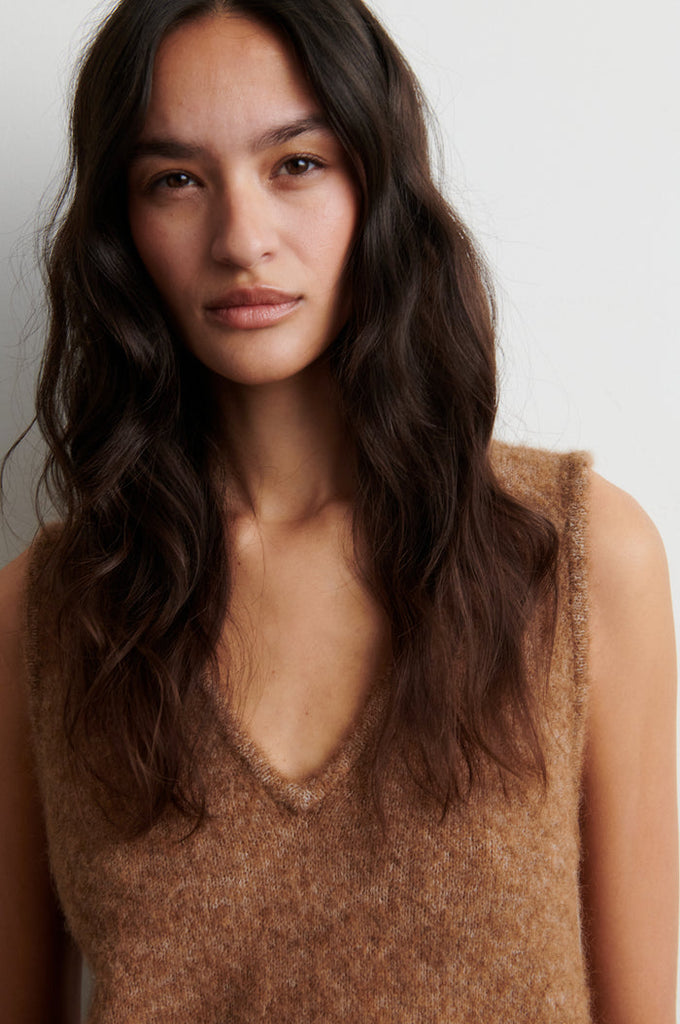Second Female Pollenza Knit Top