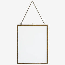 Madam Stoltz Hanging Photo Frame